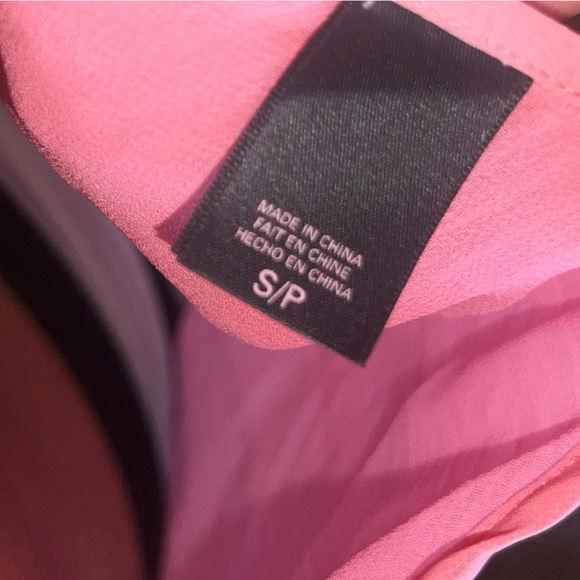 Pink top - Picture 3 of 3